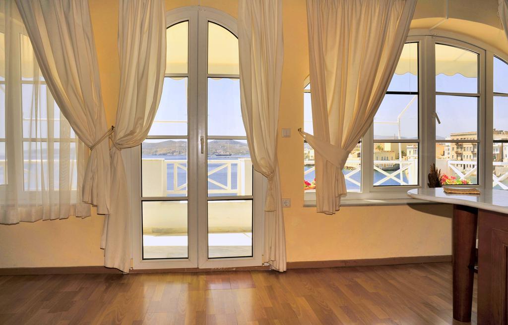 Sea Colours Rooms & Apartments Ermoupoli Ruang foto