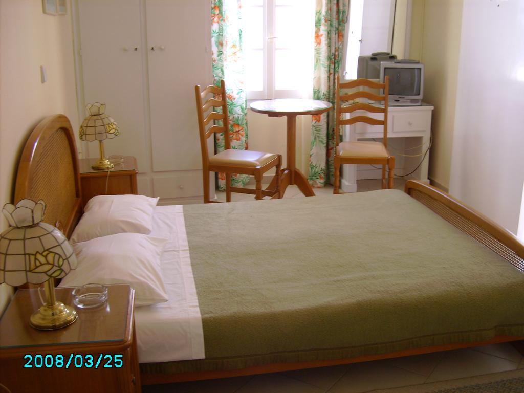 Sea Colours Rooms & Apartments Ermoupoli Ruang foto