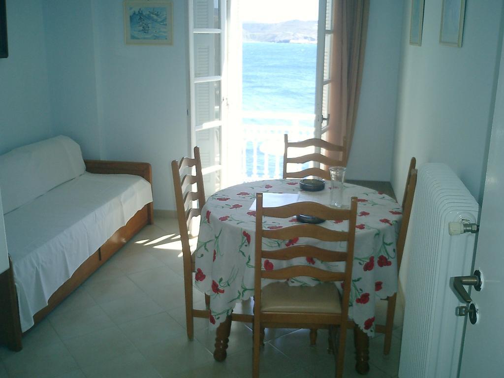 Sea Colours Rooms & Apartments Ermoupoli Ruang foto